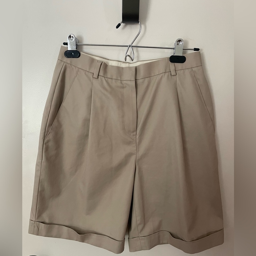 High waisted Brooks brothers tan cotton shorts